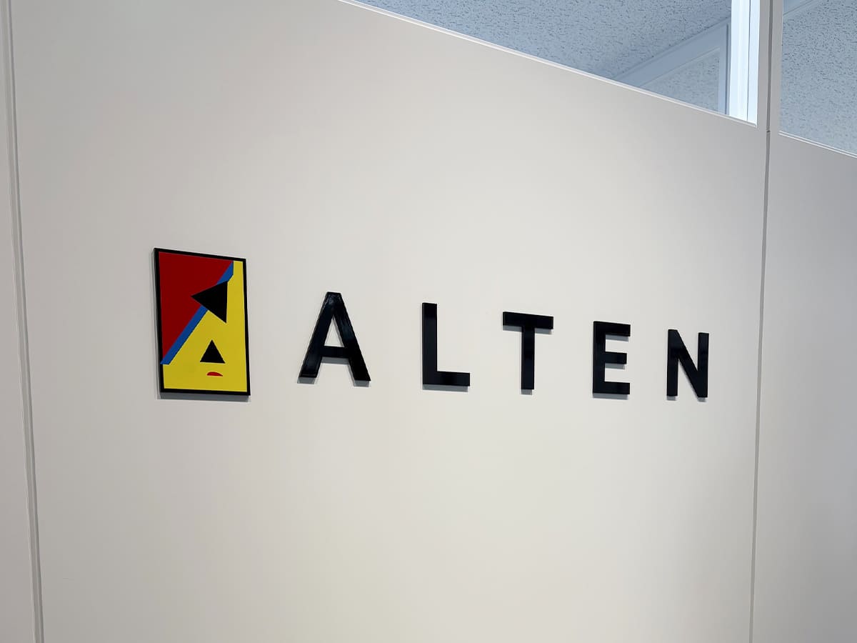 アルテンジャパン株式会社様_文字看板